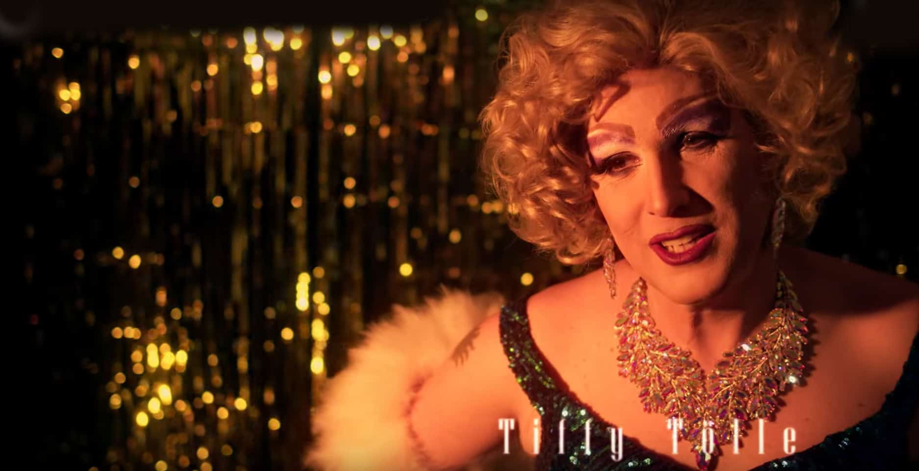 Ausschnitt aus dem Film "Die like a Poenix"