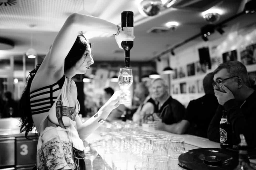 Thekendienst Drink 'n Drag Sub schwules Zentrum Copyright Mark Kamin