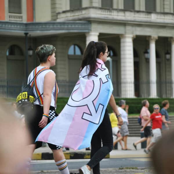 Foto: Trans* demonstrieren. Delia Giandeini Unsplash